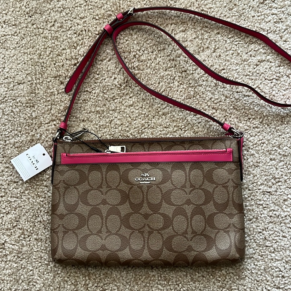 Brand New Coach Signature Ew Pop Crossbody bag with removable zip pouch